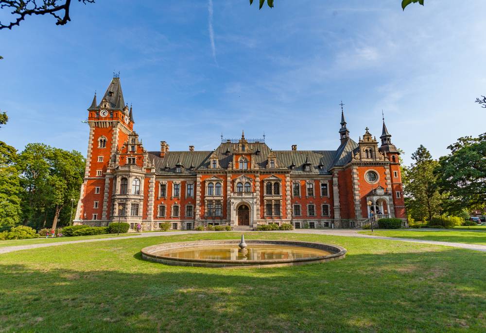 Pałac w Pławniowicach